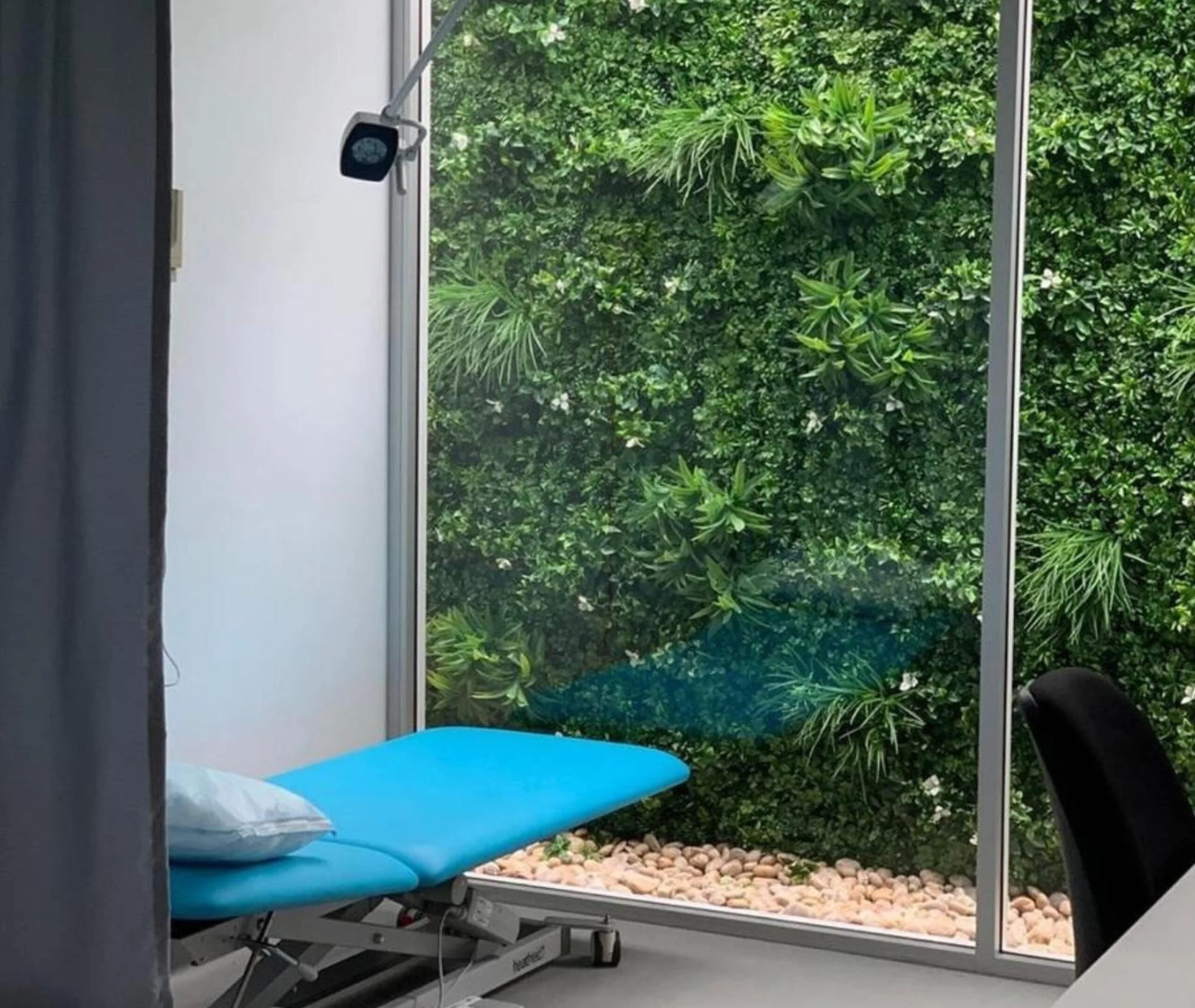 Vertical Artificial Premium Glorious Green Wall, For Indoor & Outdoor